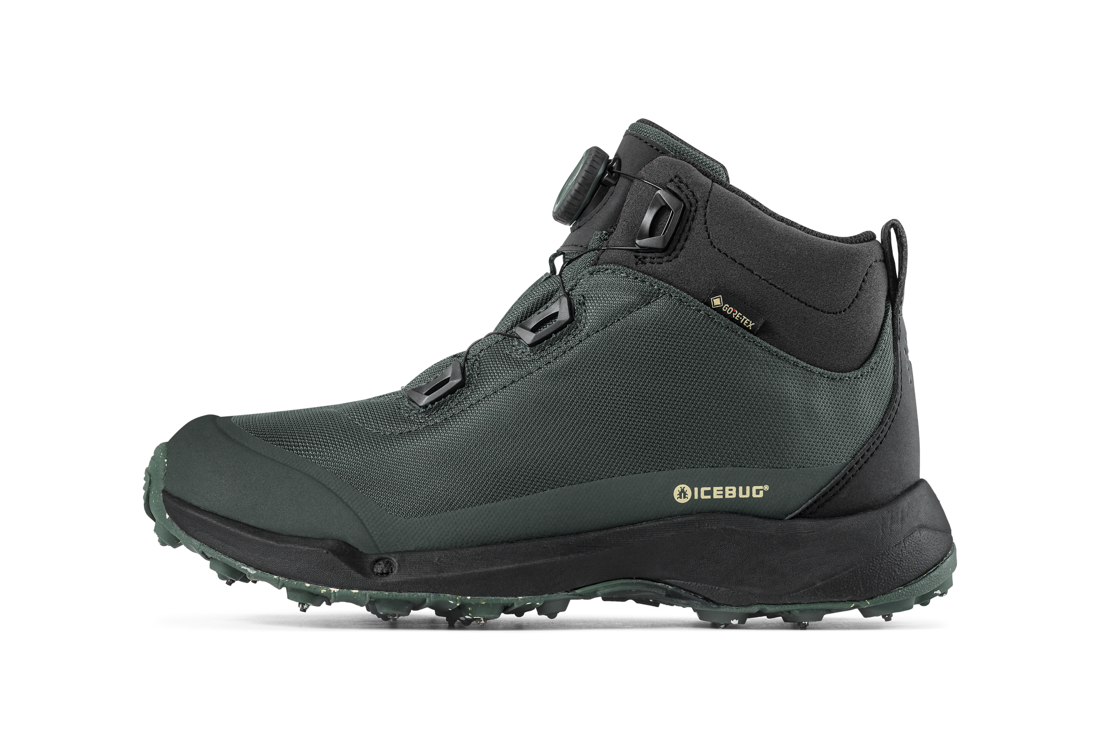 Halbhoher Stiefel für leichte Winterwanderungen mit wasserdichter GORE-TEX® Membran,  BOA® Fit System und BUGrip®-Spikes für Halt bei Eis und Schnee.